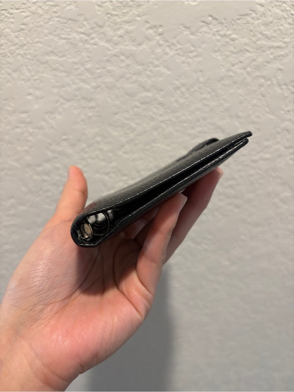 Gucci Black Leather Agenda Wallet with Snap Closure - Picture 7 of 12